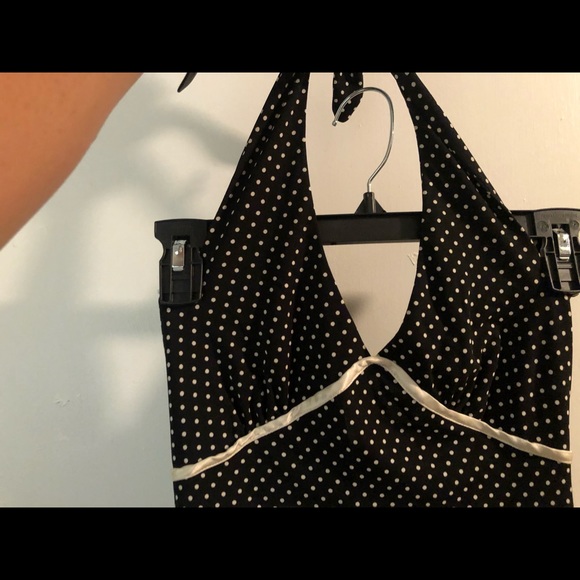 Dress - Picture 2 of 5